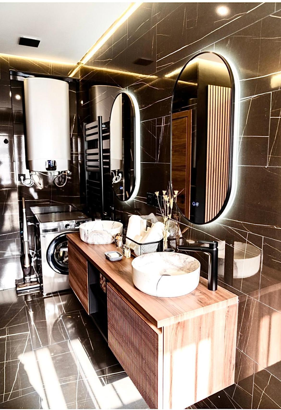 Luxury And Elegant Apartment マドリード エクステリア 写真