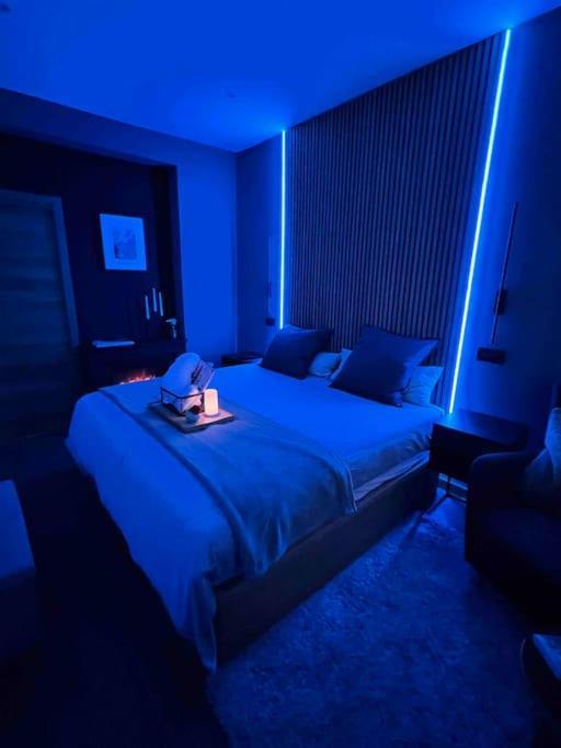 Luxury And Elegant Apartment マドリード エクステリア 写真