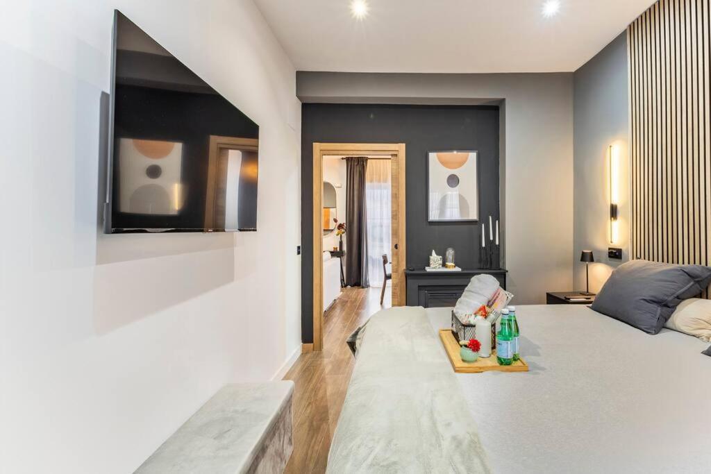 Luxury And Elegant Apartment マドリード エクステリア 写真